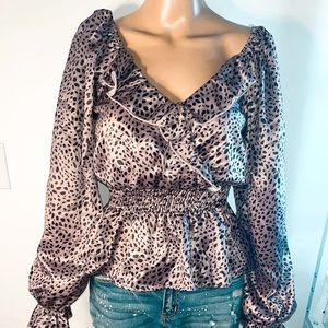 Super Cute Peach Love California Giulia Top Mauve/Black Cheetah Print Size Small